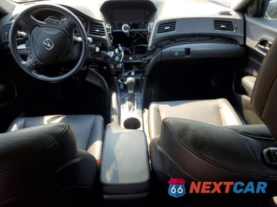 Zdjęcie 8 z 12 samochodu: 2017 ACURA ILX PREMIUM VIN:19UDE2F75HA006581 - miniatura