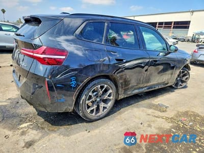 Trzecie zdjęcie samochodu z tyłu: 2025 BMW X3 30 XDRI VIN:5UX53GP05S9039613 - miniatura