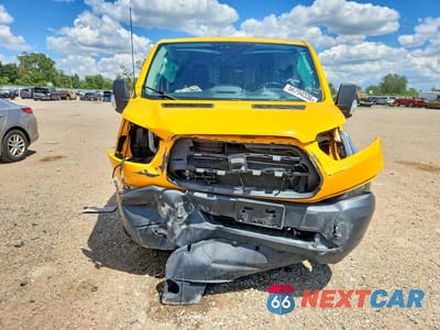 Piąte zdjęcie samochodu w środku: 2017 FORD TRANSIT T-250 VIN:1FTYR1ZM1HKB48369 - miniatura