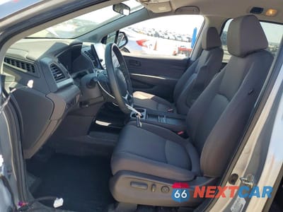 Zdjęcie 7 z 14 samochodu: 2019 HONDA ODYSSEY EX VIN:5FNRL6H55KB110189 - miniatura