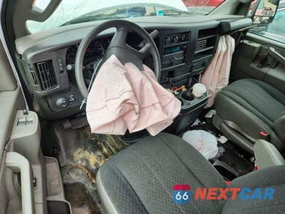 Zdjęcie 8 z 13 samochodu: 2025 GMC SAVANA G2500 VIN:1GTW7AFP6S1169405 - miniatura