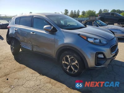 Czwarte zdjęcie samochodu z boku: 2020 KIA SPORTAGE LX VIN:KNDPMCAC5L7771031 - miniatura