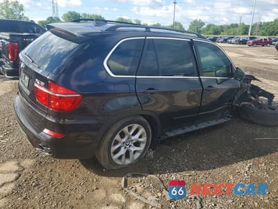 Trzecie zdjęcie samochodu z tyłu: 2013 BMW X5 XDRIVE35I VIN:5UXZV4C54D0G57298 - miniatura