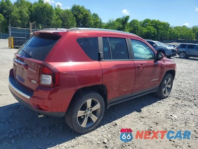 Trzecie zdjęcie samochodu z tyłu: 2016 JEEP COMPASS LATITUDE VIN:1C4NJDEB2GD733903 - miniatura