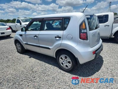 Drugie zdjęcie samochodu z przodu: 2011 KIA SOUL BASE VIN:KNDJT2A19B7721166 - miniatura