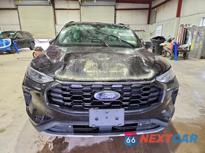 Piąte zdjęcie samochodu w środku: 2025 FORD ESCAPE ST LINE VIN:1FMCU9MN4SUB66816 - miniatura