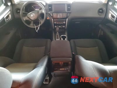 Zdjęcie 8 z 13 samochodu: 2017 NISSAN PATHFINDER S VIN:5N1DR2MN5HC912010 - miniatura