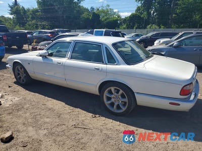 Drugie zdjęcie samochodu z przodu: 2000 JAGUAR XJR VIN:SAJDA15BXYMF15594 - miniatura