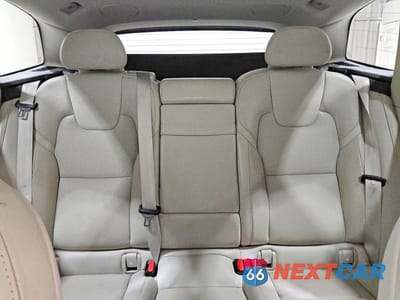 Zdjęcie 10 z 13 samochodu: 2018 VOLVO XC60 T6 INSCRIPTION VIN:YV4A22RL6J1000648 - miniatura