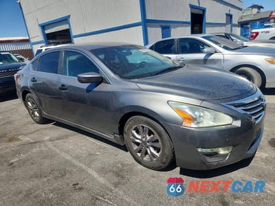 Czwarte zdjęcie samochodu z boku: 2015 NISSAN ALTIMA 2.5 S VIN:1N4AL3AP8FC477426 - miniatura
