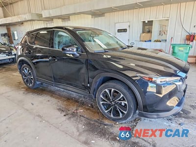 Czwarte zdjęcie samochodu z boku: 2023 MAZDA CX-5 PREMIUM VIN:JM3KFBDM6P0240624 - miniatura