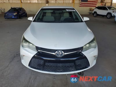 Piąte zdjęcie samochodu w środku: 2015 TOYOTA CAMRY XSE VIN:4T1BF1FK1FU485011 - miniatura