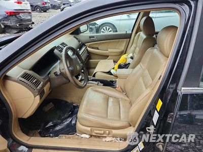 Zdjęcie 7 z 12 samochodu: 2006 HONDA ACCORD EX VIN:1HGCM66536A060981 - miniatura