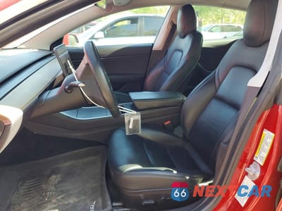 Zdjęcie 7 z 13 samochodu: 2019 TESLA MODEL 3 VIN:5YJ3E1EA5KF414286 - miniatura