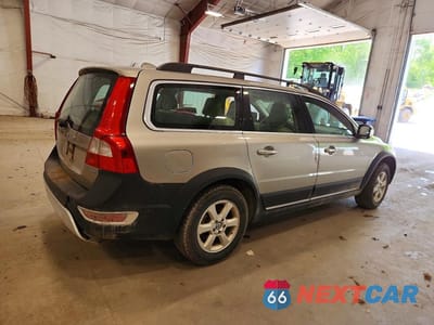 Trzecie zdjęcie samochodu z tyłu: 2011 VOLVO XC70 3.2 VIN:YV4940BZ9B1096972 - miniatura
