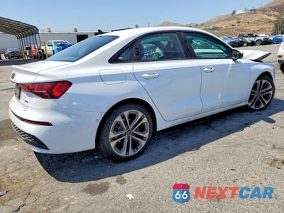 Trzecie zdjęcie samochodu z tyłu: 2026 AUDI A3 PREMIUM VIN:WAUGUDGY9TA052275 - miniatura