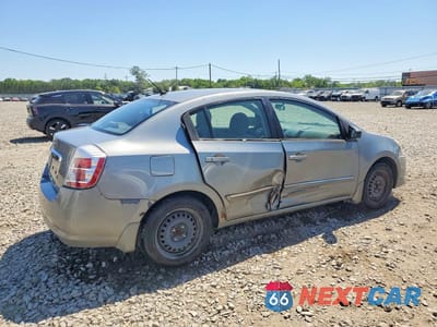 Trzecie zdjęcie samochodu z tyłu: 2010 NISSAN SENTRA 2.0 VIN:3N1AB6AP6AL638757 - miniatura