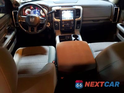 Zdjęcie 8 z 13 samochodu: 2014 RAM 2500 SLT VIN:3C6UR5JL3EG114629 - miniatura
