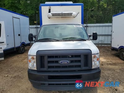 Piąte zdjęcie samochodu w środku: 2024 FORD E350 REFRIGERATED BOX TRUCK VIN:1FDWE3FN3RDD00682 - miniatura