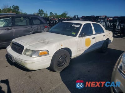 2010 FORD CROWN VICTORIA S 2FABP7CV0AX145262 - główne zdjęcie licytacji z USA - miniatura
