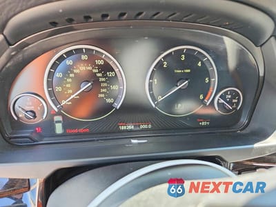 Zdjęcie 9 z 13 samochodu: 2014 BMW X5 XDRIVE35D VIN:5UXKS4C56E0J95027 - miniatura