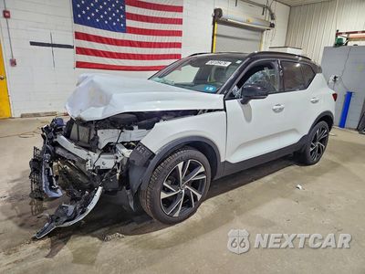 2019 VOLVO XC40 T5 R-DESIGN YV4162UM3K2122724 - główne zdjęcie licytacji z USA - miniatura