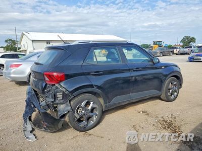 Trzecie zdjęcie samochodu z tyłu: 2025 HYUNDAI VENUE SEL VIN:KMHRC8A30SU353660 - miniatura