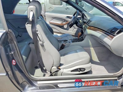 Zdjęcie 11 z 13 samochodu: 2001 BMW 325 CI VIN:WBABS334X1JY55204 - miniatura