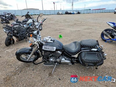 Trzecie zdjęcie samochodu z tyłu: 2009 YAMAHA XVS650 A VIN:JYAVM01EX9A133050 - miniatura