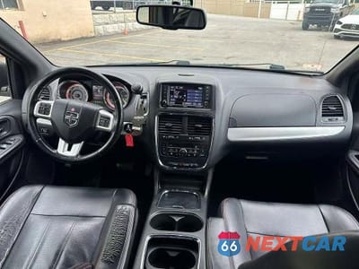 Zdjęcie 6 z 10 samochodu: 2017 DODGE GRAND CARAVAN GT VIN:2C4RDGEG1HR738000 - miniatura