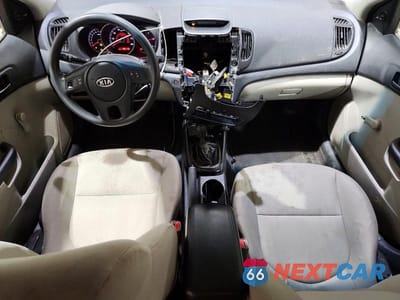 Zdjęcie 8 z 12 samochodu: 2011 KIA FORTE LX VIN:KNAFT4A28B5382936 - miniatura