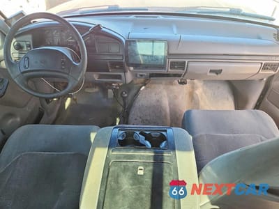 Zdjęcie 8 z 12 samochodu: 1996 FORD F250 VIN:1FTHX26F7TEB54394 - miniatura
