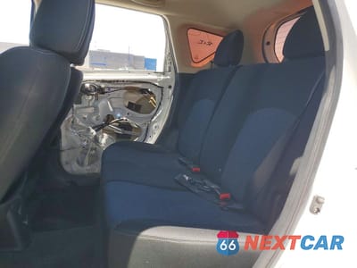 Zdjęcie 10 z 13 samochodu: 2015 NISSAN VERSA NOTE SV VIN:3N1CE2CP9FL419451 - miniatura