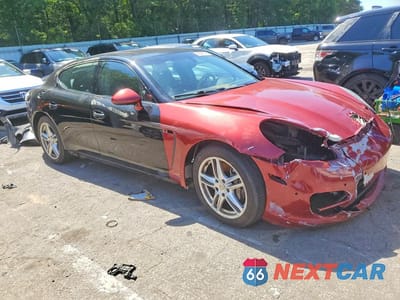 Czwarte zdjęcie samochodu z boku: 2014 PORSCHE PANAMERA 2 VIN:WP0AA2A77EL014489 - miniatura