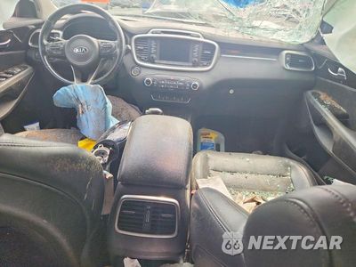 Zdjęcie 8 z 13 samochodu: 2017 KIA SORENTO LX VIN:5XYPG4A30HG301979 - miniatura