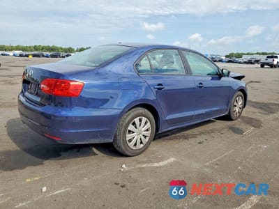 Trzecie zdjęcie samochodu z tyłu: 2013 VOLKSWAGEN JETTA BASE VIN:3VW1K7AJ9DM400394 - miniatura