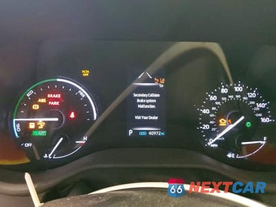 Zdjęcie 9 z 14 samochodu: 2024 TOYOTA SIENNA LE VIN:5TDKSKFC5RS109256 - miniatura
