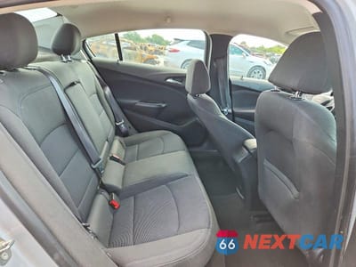 Zdjęcie 10 z 12 samochodu: 2017 CHEVROLET CRUZE LT VIN:1G1BE5SM6H7246683 - miniatura
