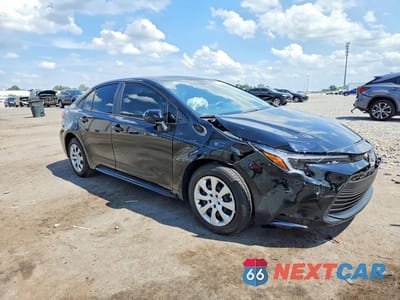 Czwarte zdjęcie samochodu z boku: 2026 TOYOTA COROLLA HYBRID LE VIN:JTDBCMFE2T3139088 - miniatura