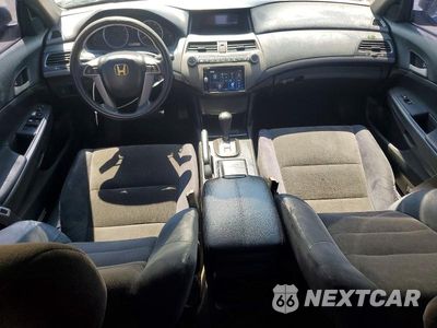 Zdjęcie 8 z 13 samochodu: 2009 HONDA ACCORD LX VIN:1HGCP26349A141166 - miniatura