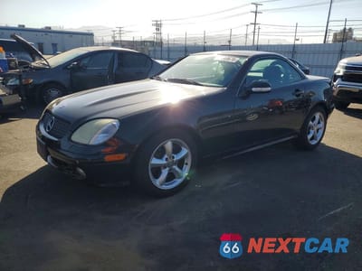 2002 MERCEDES-BENZ SLK 320 WDBKK65F62F252434 - główne zdjęcie licytacji z USA - miniatura