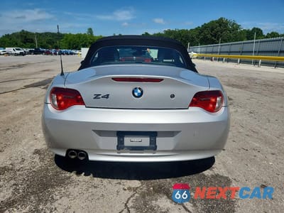 Zdjęcie 6 z 12 samochodu: 2006 BMW Z4 3.0 VIN:4USBU33576LW66294 - miniatura