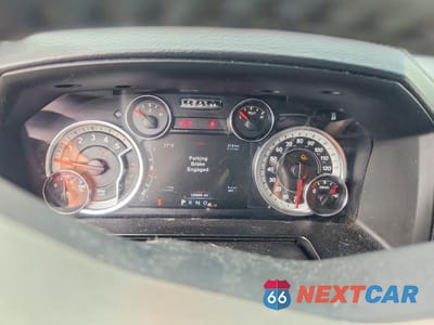 Zdjęcie 9 z 12 samochodu: 2018 RAM 1500 LARAMIE VIN:1C6RR7NM1JS258297 - miniatura