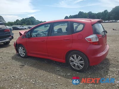 Drugie zdjęcie samochodu z przodu: 2010 HONDA FIT SPORT VIN:JHMGE8H44AC026556 - miniatura