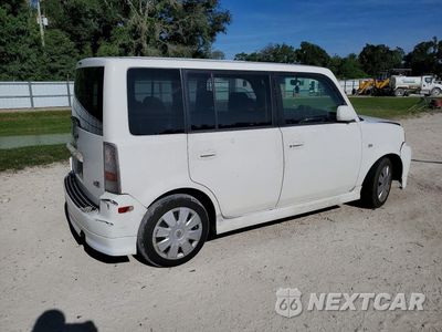 Trzecie zdjęcie samochodu z tyłu: 2006 TOYOTA SCION XB VIN:JTLKT324564040503 - miniatura