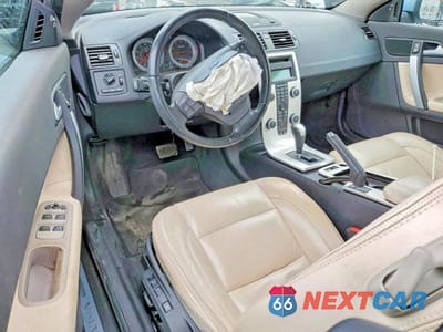 Zdjęcie 8 z 12 samochodu: 2013 VOLVO C70 T5 VIN:YV1672MC7DJ141955 - miniatura