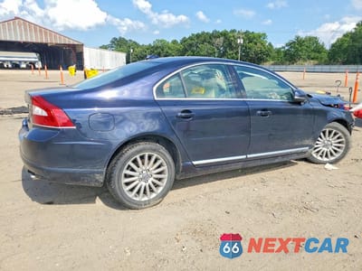 Trzecie zdjęcie samochodu z tyłu: 2013 VOLVO S80 3.2 VIN:YV1952AS3D1172098 - miniatura