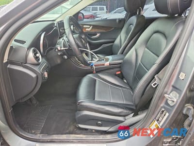 Zdjęcie 7 z 12 samochodu: 2017 MERCEDES-BENZ C 300 4MATIC VIN:55SWF4KB5HU220728 - miniatura