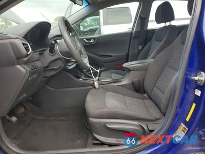 Zdjęcie 7 z 12 samochodu: 2019 HYUNDAI IONIQ BLUE VIN:KMHC65LC1KU129290 - miniatura