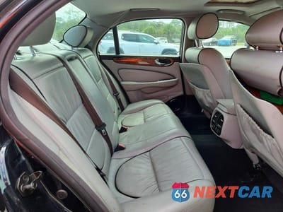 Zdjęcie 10 z 12 samochodu: 2004 JAGUAR VANDENPLAS VIN:SAJWA74CX4SG15058 - miniatura